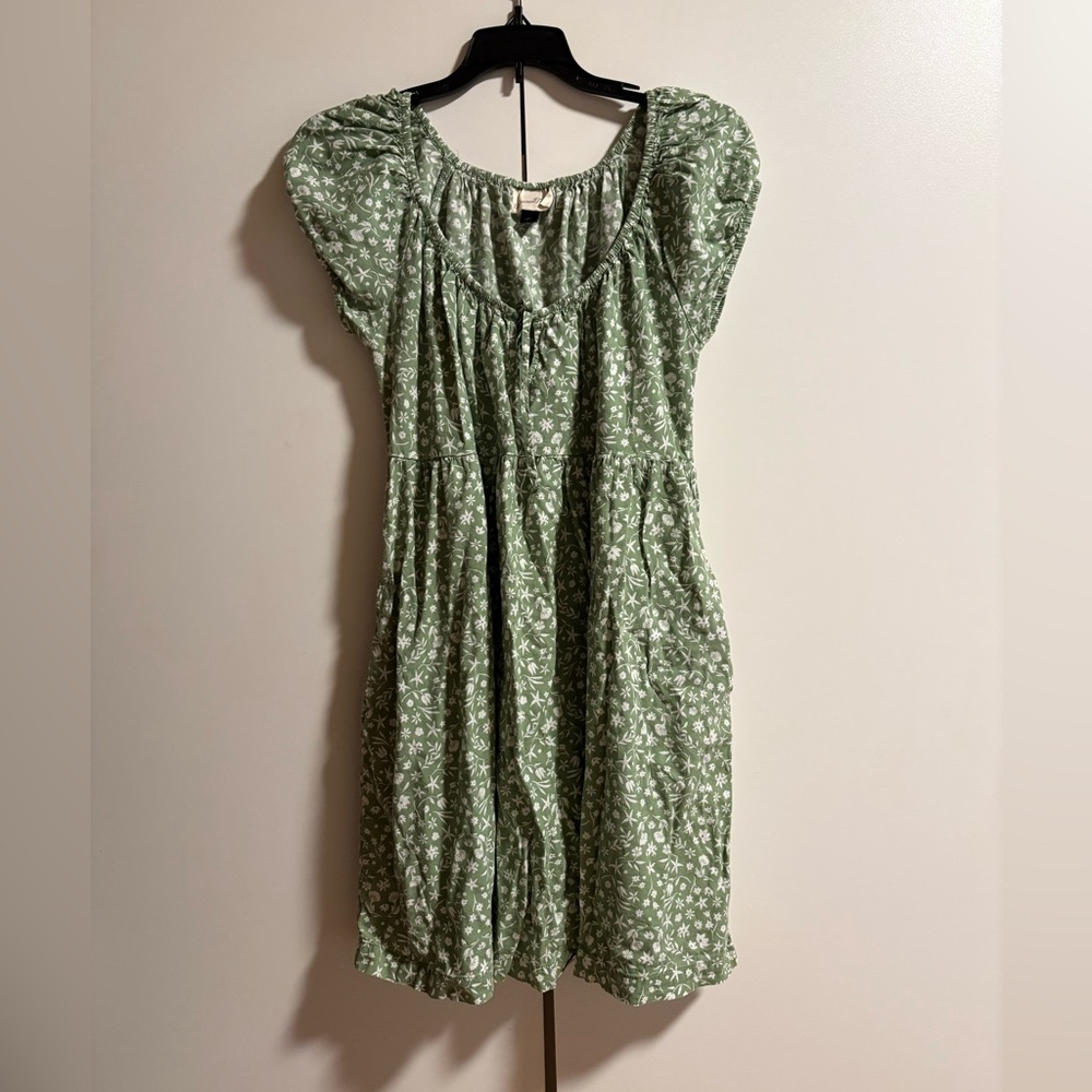 Universal Threads Green Floral Women's Dress - Picture 2 of 7
